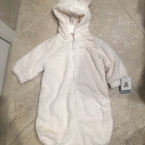 Manhattan baby faux fur baby bundled